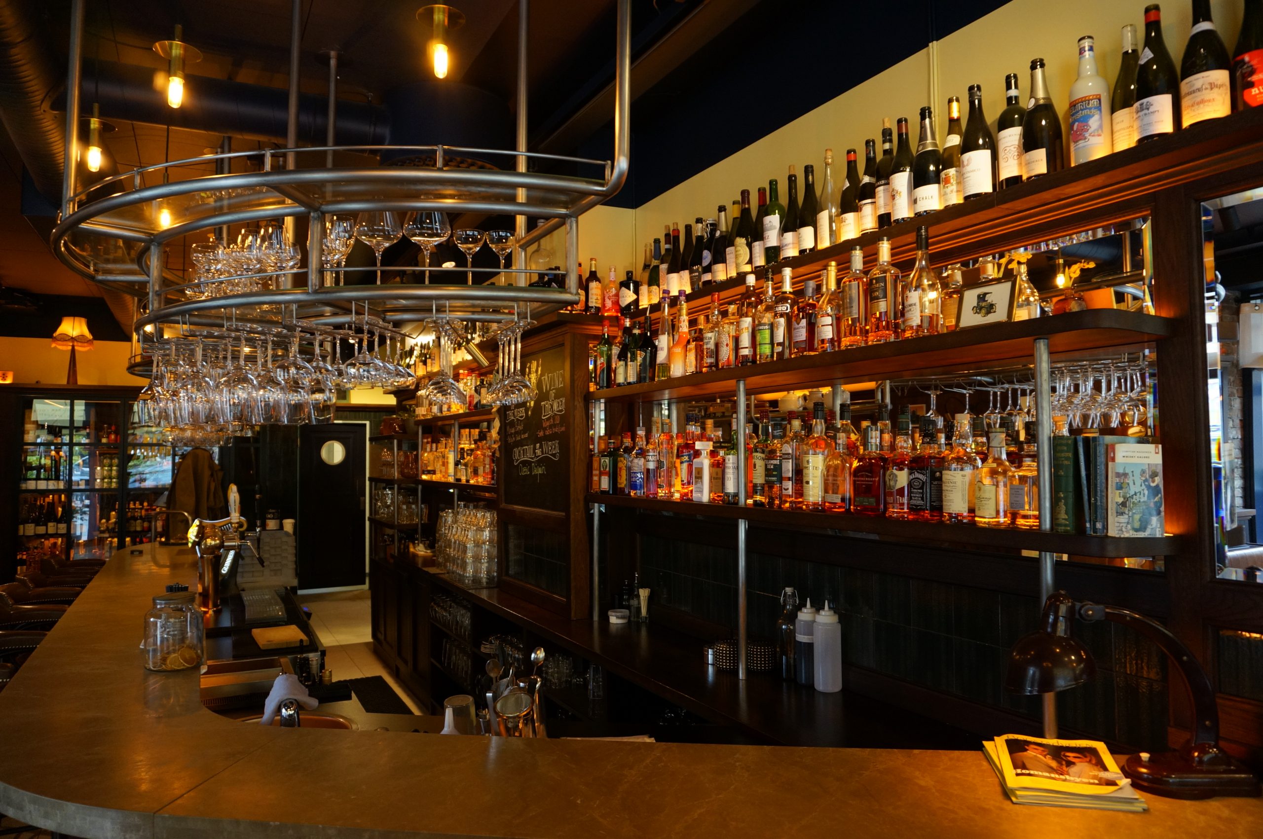 bar